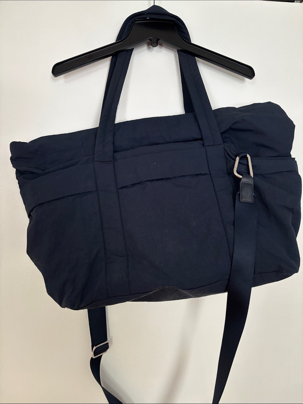 lululemon navy nylon Tote with Adjustable Crossbody Strap - Picture 5 of 11